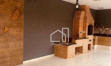 Casa com 3 dormitórios à venda, 1 m² por R$ 945.000,00 - Presidente Roosevelt - Uberlândia/MG