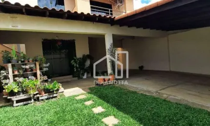 Casa com 3 dormitórios à venda, 234 m² por r$ 840.000,00 - nossa senhora das graças - uberlândia/mg