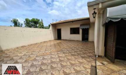 Casa à venda, 4 quartos, 2 suítes, 4 vagas, Jardim São Vito - Americana/SP
