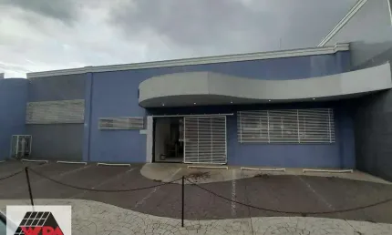 Casa Comercial para aluguel, 7 vagas, Centro - Americana/SP