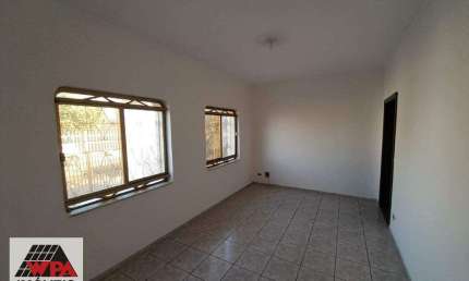 Casa para aluguel, 3 quartos, 1 suíte, 3 vagas, Vila Belvedere - Americana/SP
