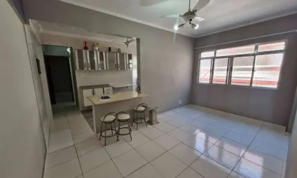 Lindo apartamento com 1 dormitório no bairro vila assunção em praia grande!