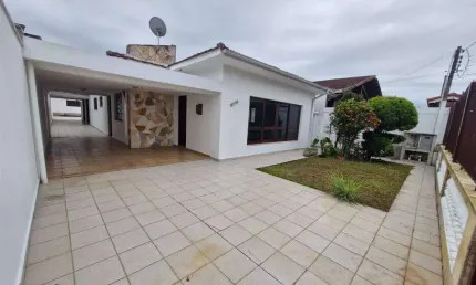 Excelente casa com 4 dormitórios no bairro balneario flórida!