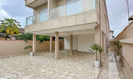 Excelente sobrado de condomínio com 02 dormitórios, 01 banheiro social, 01 lavabo, 01 vaga de garagem e quintal privativo. o imóvel está localizado no jardim melvi, bairro que vem se valorizando atrav