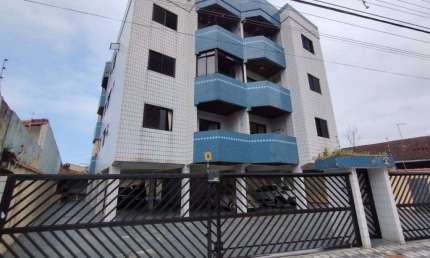 Excelente apartamento de 02 dormitórios, 01 banheiro social, sacada, churrasqueira coletiva e 01 vaga de garagem. O imóvel está localizado no Vilamar na Vila Caiçara, bairro que vem recebendo e cada v