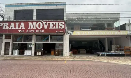 Excelente imóvel para locação podendo ser divida em 02 lojas no valor de R$ 25.000,00 cada uma. O imóvel está localizado na Vila Tupi,  bairro que recebeu muitas melhorias nestes últimos anos. Para am