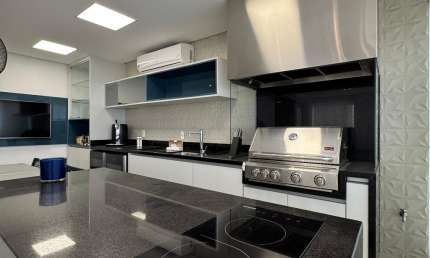 Apartamento Alto Padrão Decorado - 164m², 3 suítes e 3 vagas