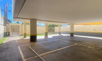 Apartamento com 2 Dormitórios, Vaga de Garagem, Sacada e Cozinha Planejada!