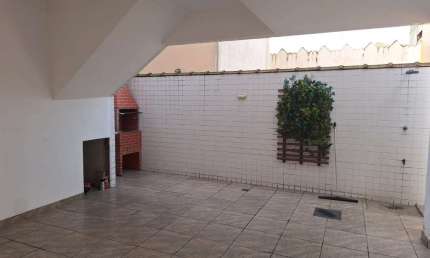 Casa para Locação em Santos, Estuário, 2 dormitórios, 1 suíte, 3 banheiros, 1 vaga