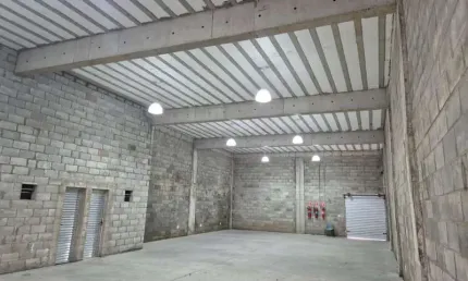 Barracão / Galpão / Depósito para alugar no Jardim Tranqüilidade, Guarulhos , 210 m2 por R$ 8.000