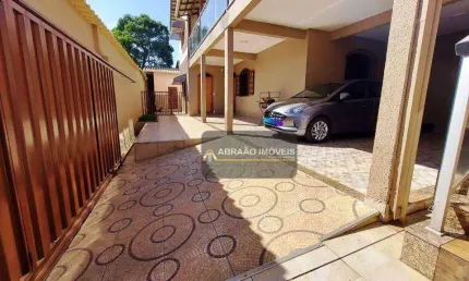 Casa com 4 dormitórios à venda, 400 m² por R$ 750.000 - Amarante - Betim/MG