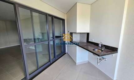 Apartamento novo no centro de Londrina, com 3 quartos e 2 vagas.