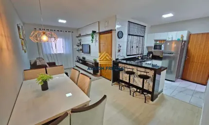 Casa com churrasqueira próximo ao centro de  Ibiporã/PR