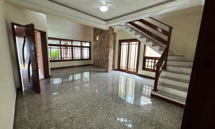Casa com 4 quartos à venda na Vila Resende, Caçapava 