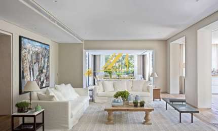 Apartamento Garden, 460m2, 4 suítes no melhor da Rua Curitiba! Finamente decorado e mobiliado! SENSACIONAL