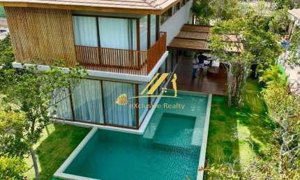 Cota de 1/8 da Casa de 5 suítes, 400m2 de área construída no Condomínio Ilha dos Pássaros.Totalmente mobiliada e decorada!Bom para usufruir e investir