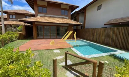 Marluá Itacimirim Casa duplex 4 suítes, 180m2, piscina privativa no melhor de Itacimirim. Literalmente beira mar! O Condomínio de alto luxo oferece