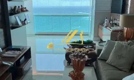 Apartamento 2 suítes, semi mobiliado no Costa Espanha finamente decorado. Vista mar total! 2 vagas de garagem. O Costa Espanha possui acesso direto à
