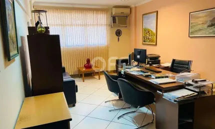 Sala comercial à venda na Rua Antônio Cesarino, 555, Centro, Campinas, 57 m2 por R$ 250.000