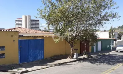 Casa com 3 quartos à venda na Rua Rinópolis, 21, Jardim do Trevo, Campinas, 165 m2 por R$ 550.000