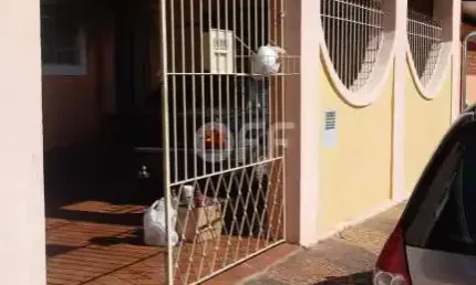 Casa com 3 quartos à venda na Rua Montese, 303, Vila Castelo Branco, Campinas, 135 m2 por R$ 320.000