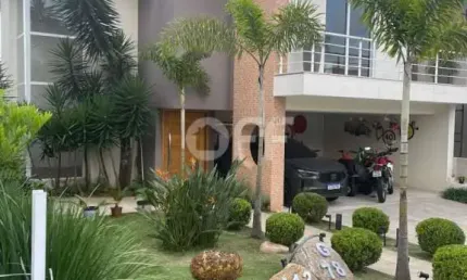 Casa em condomínio fechado com 3 quartos à venda na Estrada Municipal do Roncáglia, 1090, Roncáglia, Valinhos, 243 m2 por R$ 1.750.000