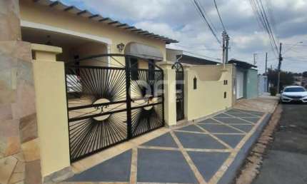Casa com 1 quarto para alugar na Rua Roberto Teixeira dos Santos, 240, Parque Taquaral, Campinas, 45 m2 por R$ 1.200