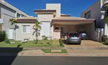 Casa em condomínio fechado com 3 quartos à venda na Avenida Carlos Diaulas Serpa, 220, Loteamento Parque dos Alecrins, Campinas, 208 m2 por R$ 1.900.000