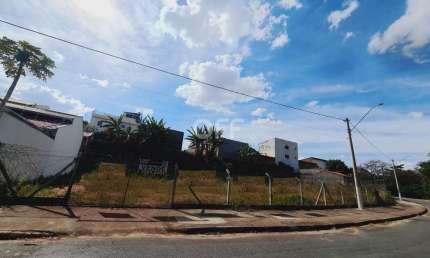 Terreno comercial à venda na Avenida Cecília Samia Zarur, Vila São Bento, Campinas por R$ 1.200.000