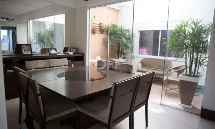 Casa com 3 quartos à venda no Jardim Nova Europa, Campinas , 190 m2 por R$ 950.000