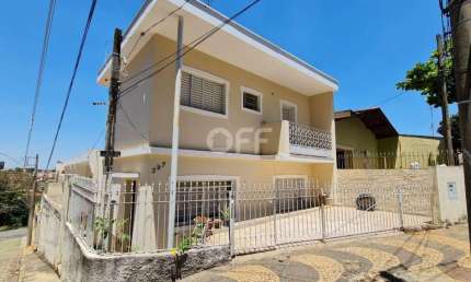 Casa com 4 quartos à venda na Rua Eugênio Ferreira Camargo, 397, Vila Itália, Campinas, 300 m2 por R$ 600.000