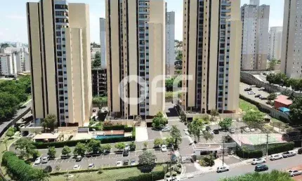 Apartamento com 2 quartos para alugar na Rua Hermantino Coelho, 501, Mansões Santo Antônio, Campinas, 67 m2 por R$ 2.700
