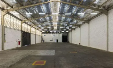 Barracão / Galpão / Depósito para alugar na Praça Emílio Marconato, 1000, Distrito Industrial, Jaguariúna, 1052 m2 por R$ 16.839