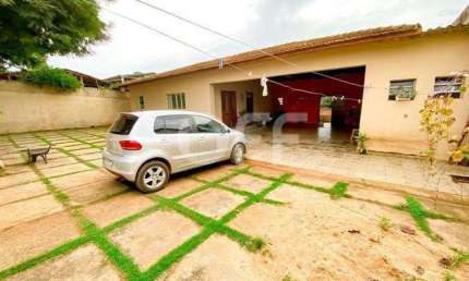 Chácara / sítio com 4 quartos à venda na Rua Comendador Vicente Pérsico, 925, Recanto dos Dourados, Campinas, 350 m2 por R$ 550.000
