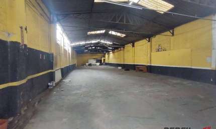 LOCAÇÃO E VENDA GALPÃO COMERCIAL NO CENTRO DE OSASCO COM 350M²