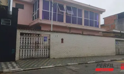 Sobrado no jardim das flores com 183m² de área construída