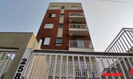 EDIFÍCIO RAVENA - 02 DORMITÓRIOS, 01 VAGA COM CHURRASQUEIRA À CARVÃO