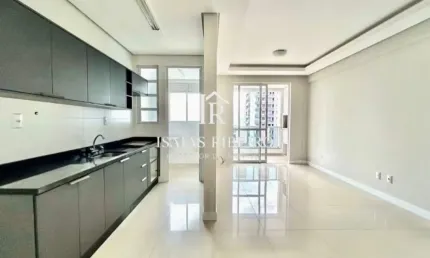 Apartamento 2 quartos 1 suíte em Barreiros, São José