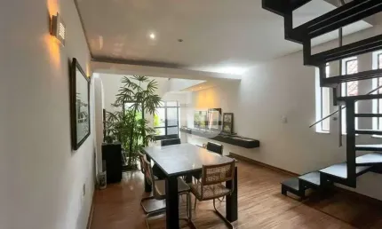 Casa com 2 quartos à venda na Urâno, 1, Santa Lúcia, Belo Horizonte por R$ 899.000