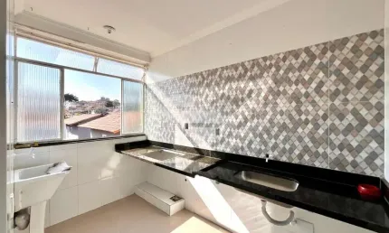 Apartamento com 2 quartos à venda na Presidente, 1, Copacabana, Belo Horizonte por R$ 299.000