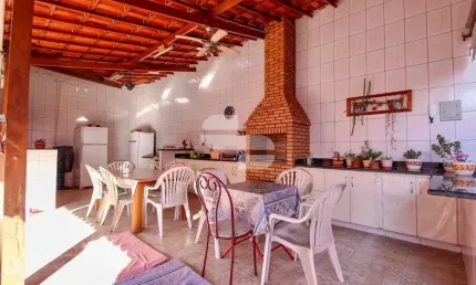Casa com 4 quartos à venda na Dulce Maria, 1, Ipiranga, Belo Horizonte por R$ 1.080.000