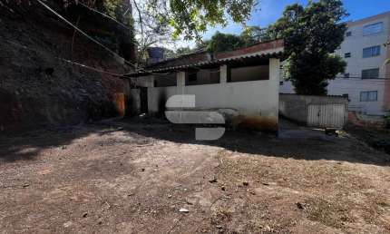 Casa com 3 quartos à venda na Rua Lorena, 011, Padre Eustáquio, Belo Horizonte por R$ 330.000