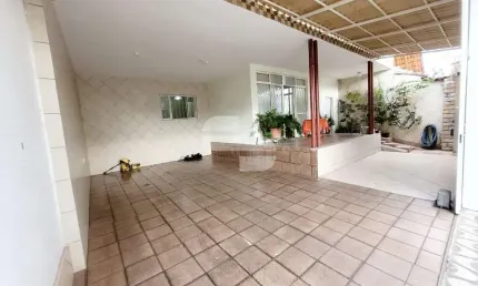 Casa com 4 quartos à venda na Rua dos Advogados, 1, Alípio de Melo, Belo Horizonte por R$ 869.900