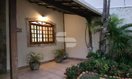 Casa com 3 quartos à venda na Rua Castelo de Évora, 359, Castelo, Belo Horizonte por R$ 1.490.000
