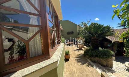 Casa com 3 dormitórios, 401 m² - venda por R$ 2.250.000,00 ou aluguel por R$ 15.628,21 - Vila Petrópolis - Atibaia/SP