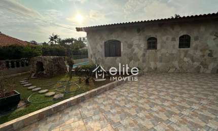 Casa com 3 dormitórios à venda, 106 m² por R$ 650.000,00 - Marinas - Bom Jesus dos Perdões/SP