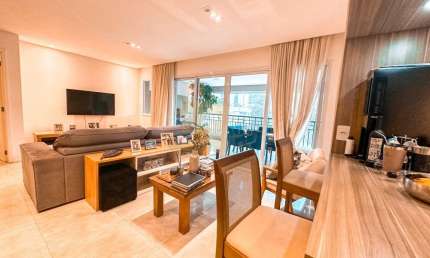 Lindo apartamento à Venda no Condomínio Reservé  na rua Deputado João Sussumu Hirata.