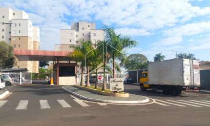 Apartamento com 2 quartos para alugar na Rua Santa Helena, Bloco F, 7132, Jardim Alvorada, Marília