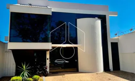 Salão comercial em piso porcelanato, localizado na zona leste de Marilia.