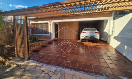Casa com 3 quartos para alugar na Rua Estácio de Sá, 594, Jardim Betânia, Marília